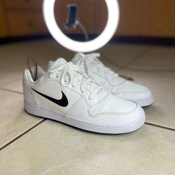 Nike Shoes | Nike Ebernon Low Men's Casual Athletic Shoes AQ1775-103 White Black Size 10 | Color: White | Size: 10 | Jorda_K's Closet